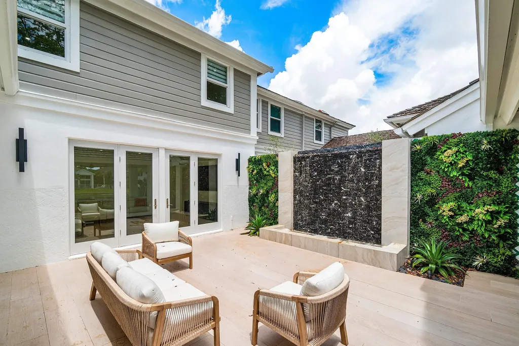 5768 NW 39th Avenue Boca Raton FL 33496