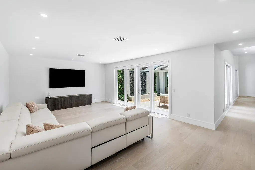 5768 NW 39th Avenue Boca Raton FL 33496