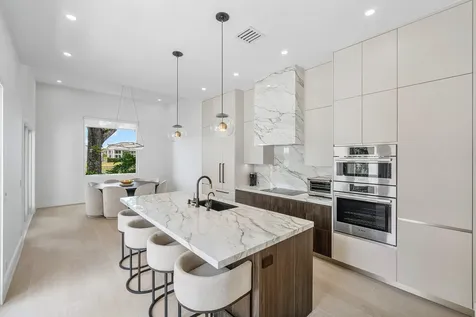 5768 NW 39th Avenue Boca Raton FL 33496