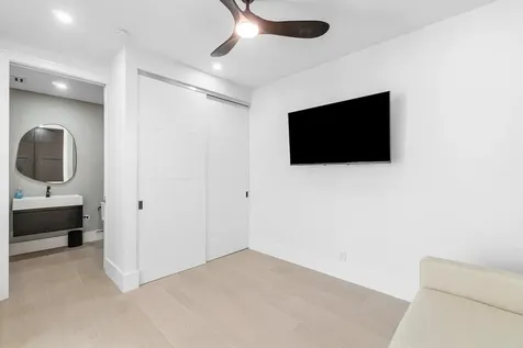 5768 NW 39th Avenue Boca Raton FL 33496