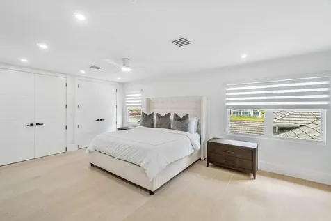 5768 NW 39th Avenue Boca Raton FL 33496