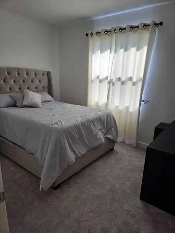 4917 Peacock Way Dania Beach FL 33312