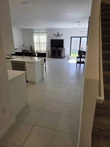 4917 Peacock Way Dania Beach FL 33312