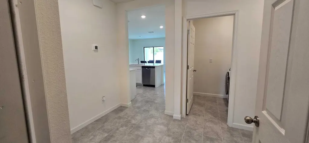 528 Seafoam Circle Fort Pierce FL 34945