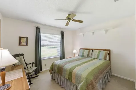 21 Vía De Casas Norte Boynton Beach FL 33426