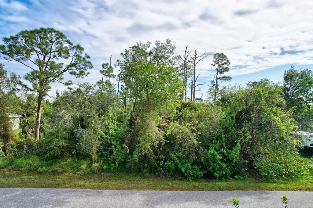 861 Red Bay Street Port Charlotte FL 33948