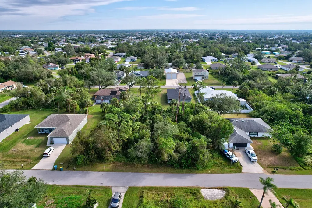 861 Red Bay Street Port Charlotte FL 33948