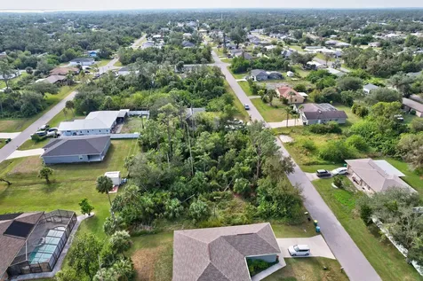 861 Red Bay Street Port Charlotte FL 33948