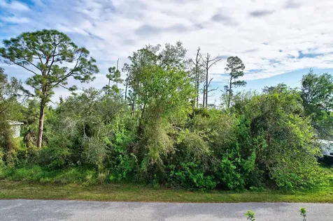 861 Red Bay Street Port Charlotte FL 33948