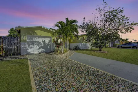 6481 Kimberly North Lauderdale FL 33068