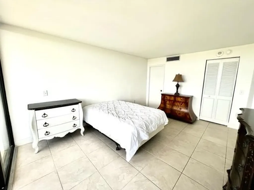 5600 N Flagler Drive West Palm Beach FL 33407