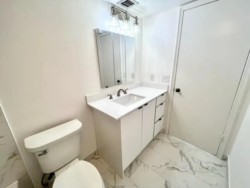 5600 N Flagler Drive West Palm Beach FL 33407