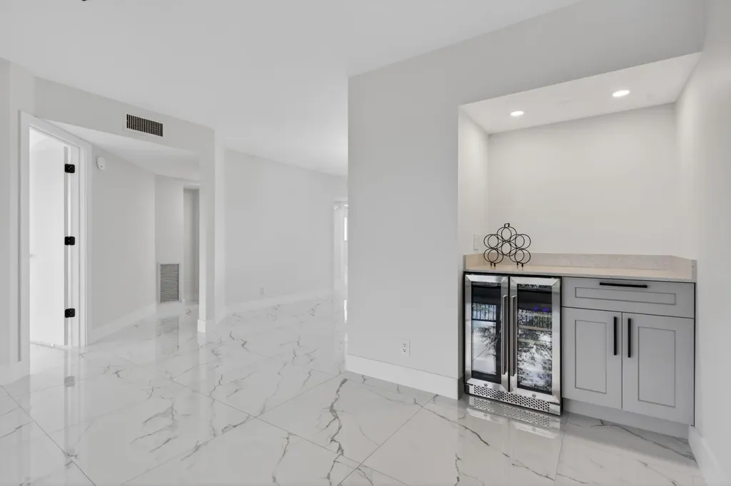 1862 Hammock Boulevard Coconut Creek FL 33063