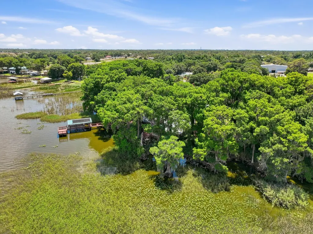 200 Windy Point Road Lake Placid FL 33852
