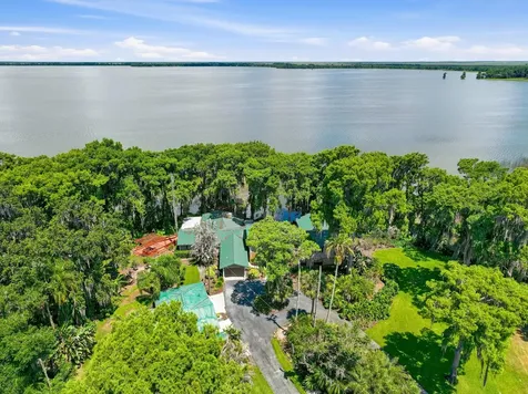 200 Windy Point Road Lake Placid FL 33852