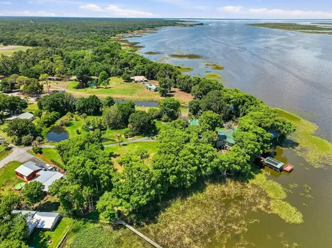 200 Windy Point Road Lake Placid FL 33852
