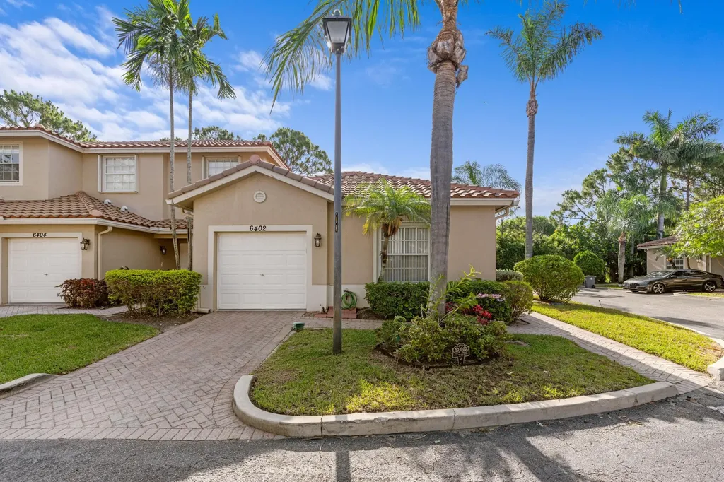 6402 Park Lake Circle Boynton Beach FL 33437