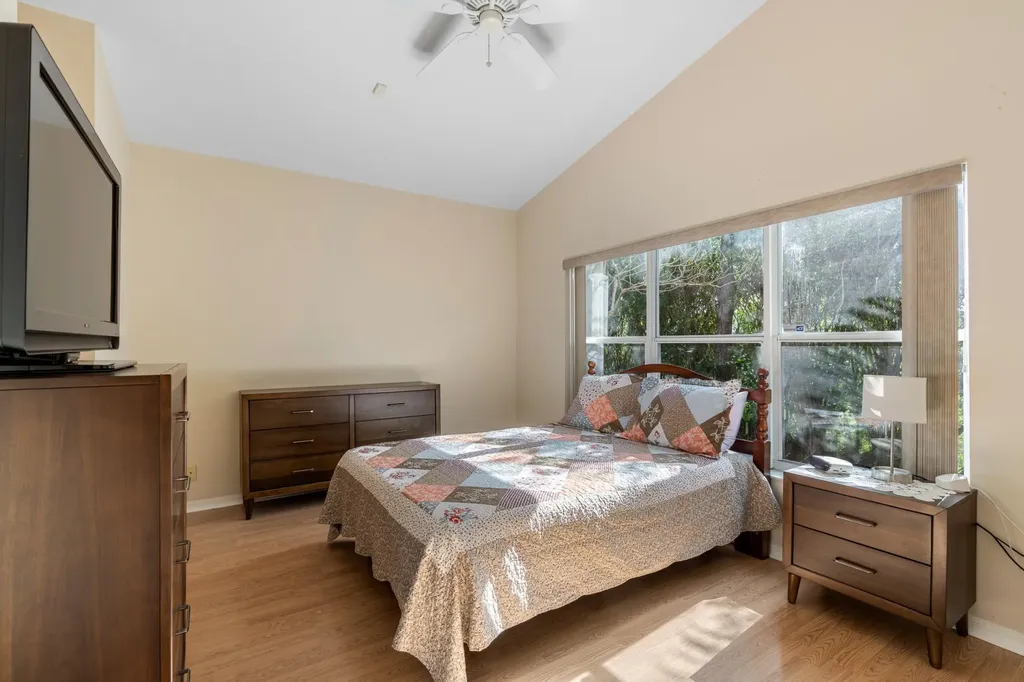 6402 Park Lake Circle Boynton Beach FL 33437