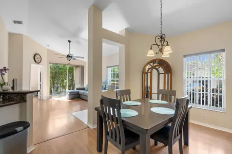 6402 Park Lake Circle Boynton Beach FL 33437