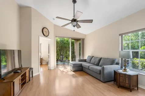 6402 Park Lake Circle Boynton Beach FL 33437