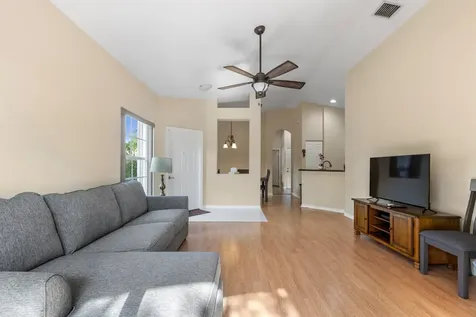 6402 Park Lake Circle Boynton Beach FL 33437