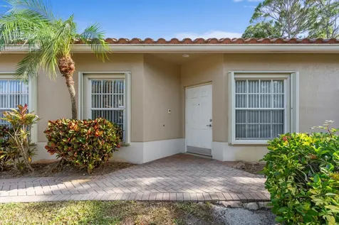 6402 Park Lake Circle Boynton Beach FL 33437