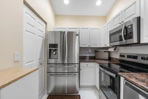 6402 Park Lake Circle Boynton Beach FL 33437