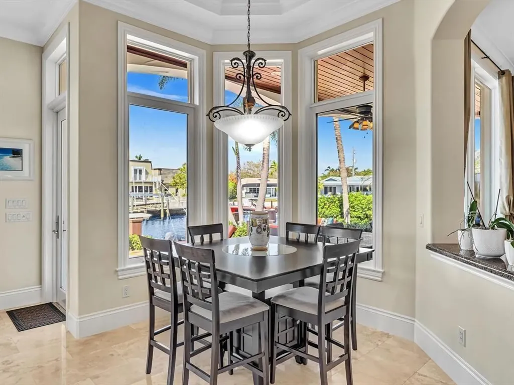 4431 NE 24th Avenue Lighthouse Point FL 33064
