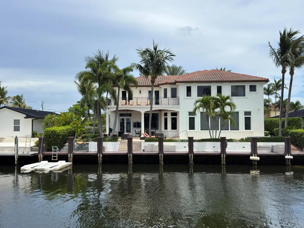 4431 NE 24th Avenue Lighthouse Point FL 33064