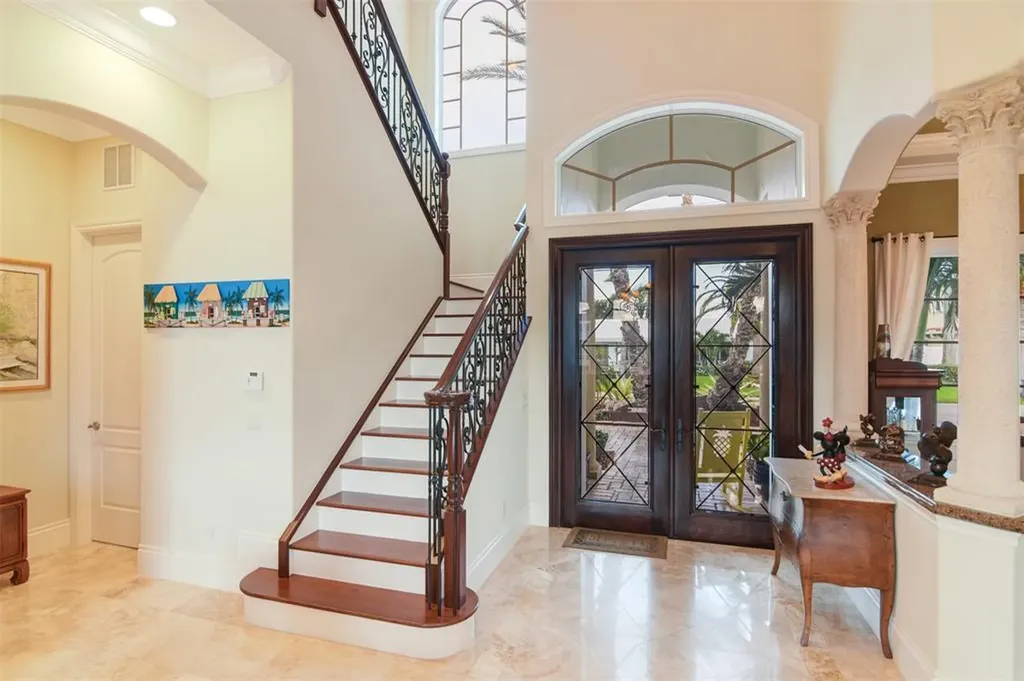 4431 NE 24th Avenue Lighthouse Point FL 33064