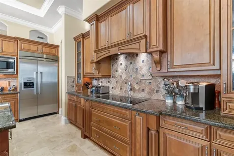 4431 NE 24th Avenue Lighthouse Point FL 33064