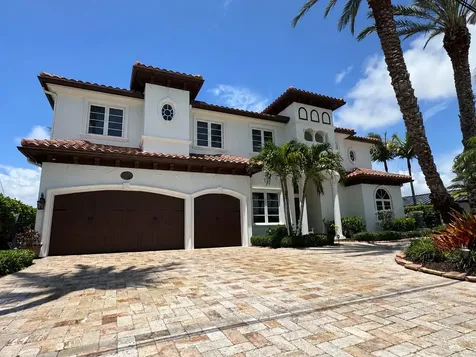 4431 NE 24th Avenue Lighthouse Point FL 33064