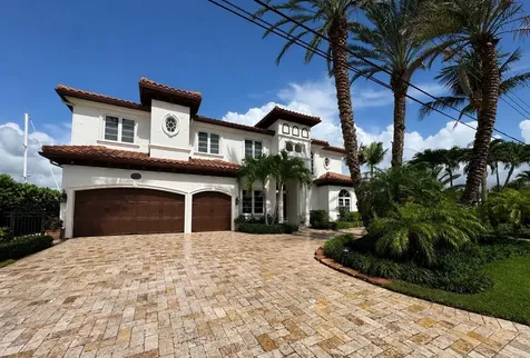 4431 NE 24th Avenue Lighthouse Point FL 33064