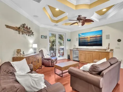 4431 NE 24th Avenue Lighthouse Point FL 33064
