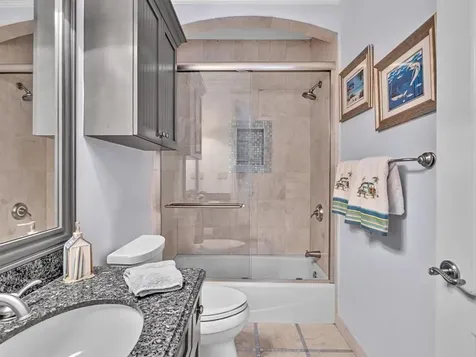 4431 NE 24th Avenue Lighthouse Point FL 33064