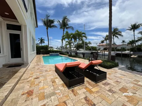 4431 NE 24th Avenue Lighthouse Point FL 33064