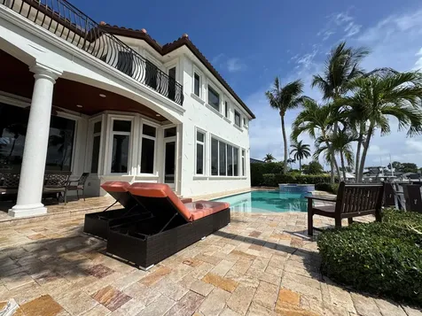 4431 NE 24th Avenue Lighthouse Point FL 33064