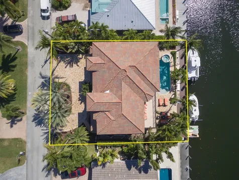 4431 NE 24th Avenue Lighthouse Point FL 33064