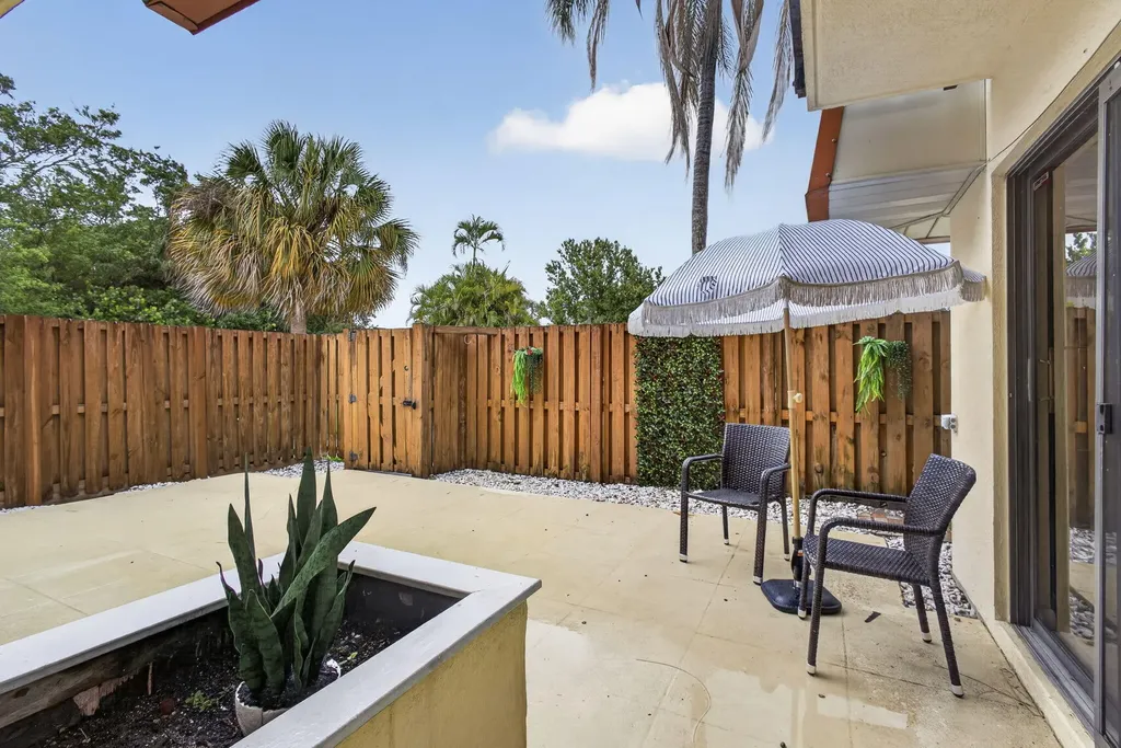 3345 Meridian Way N Palm Beach Gardens FL 33410