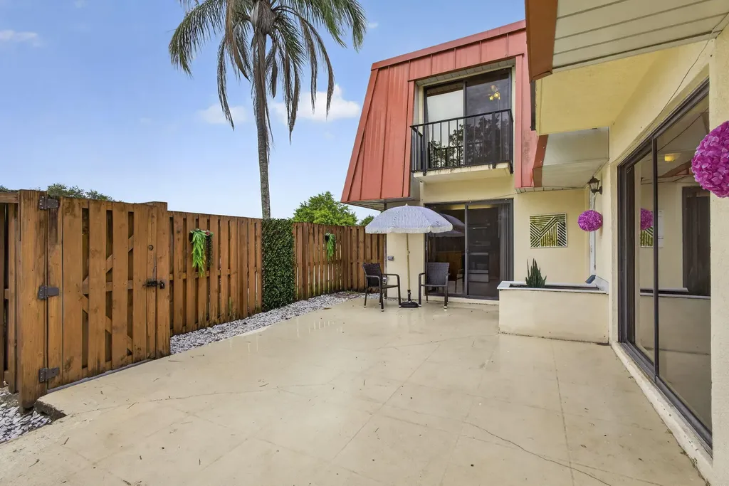 3345 Meridian Way N Palm Beach Gardens FL 33410