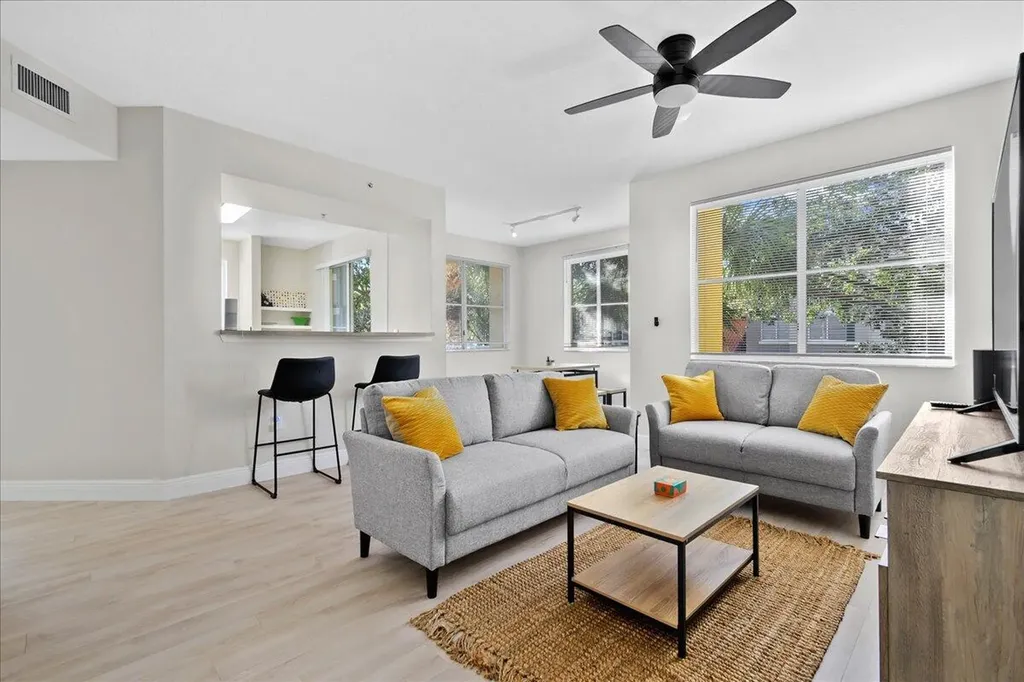 11013 Legacy Lane Palm Beach Gardens FL 33410
