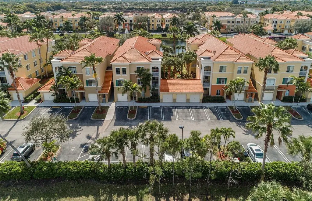 11013 Legacy Lane Palm Beach Gardens FL 33410