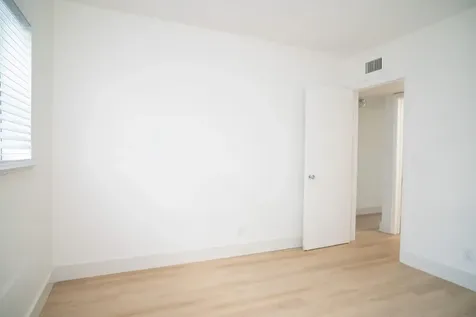701 Pine Drive Pompano Beach FL 33060
