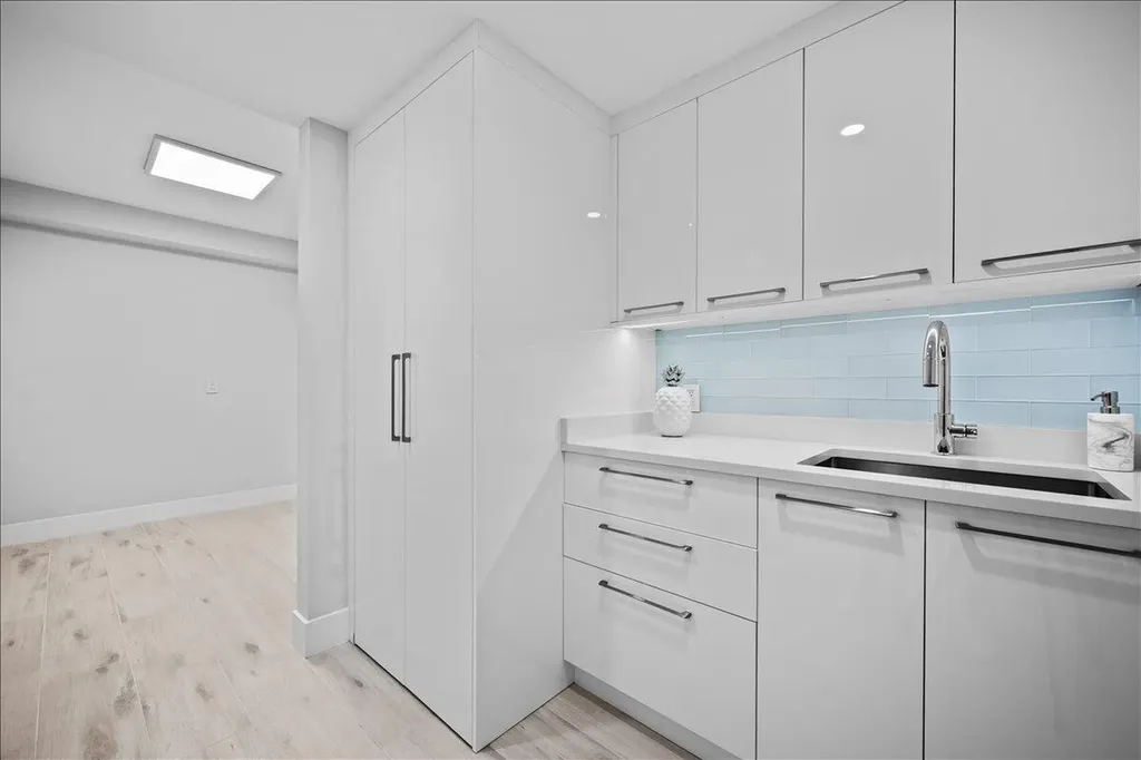 201 S Seas Drive Jupiter FL 33477