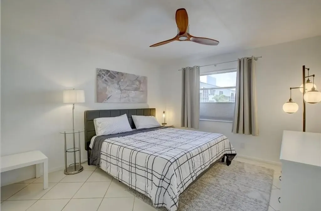 3020 NE 16th Avenue Oakland Park FL 33334