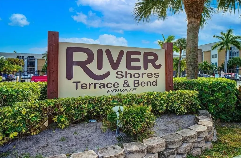 3020 NE 16th Avenue Oakland Park FL 33334