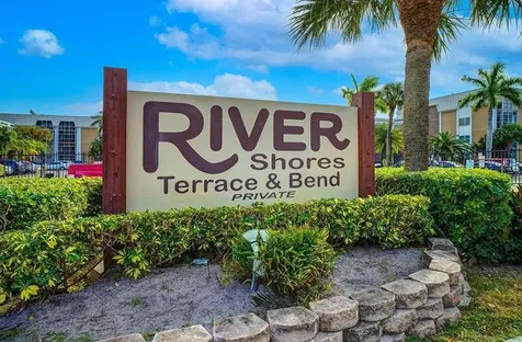 3020 NE 16th Avenue Oakland Park FL 33334