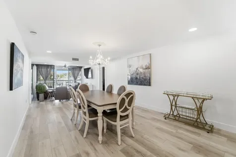 2501 Marina Isle Way Jupiter FL 33477