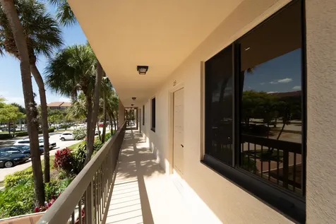2501 Marina Isle Way Jupiter FL 33477