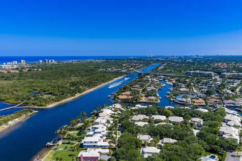 2501 Marina Isle Way Jupiter FL 33477
